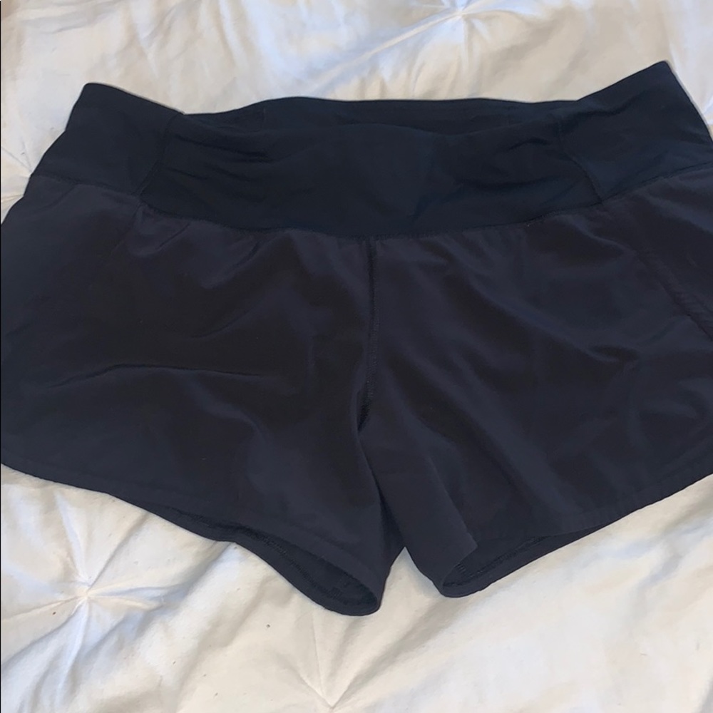 COPY - Lulu lemon black shorts